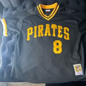 PIRATES JERSEY